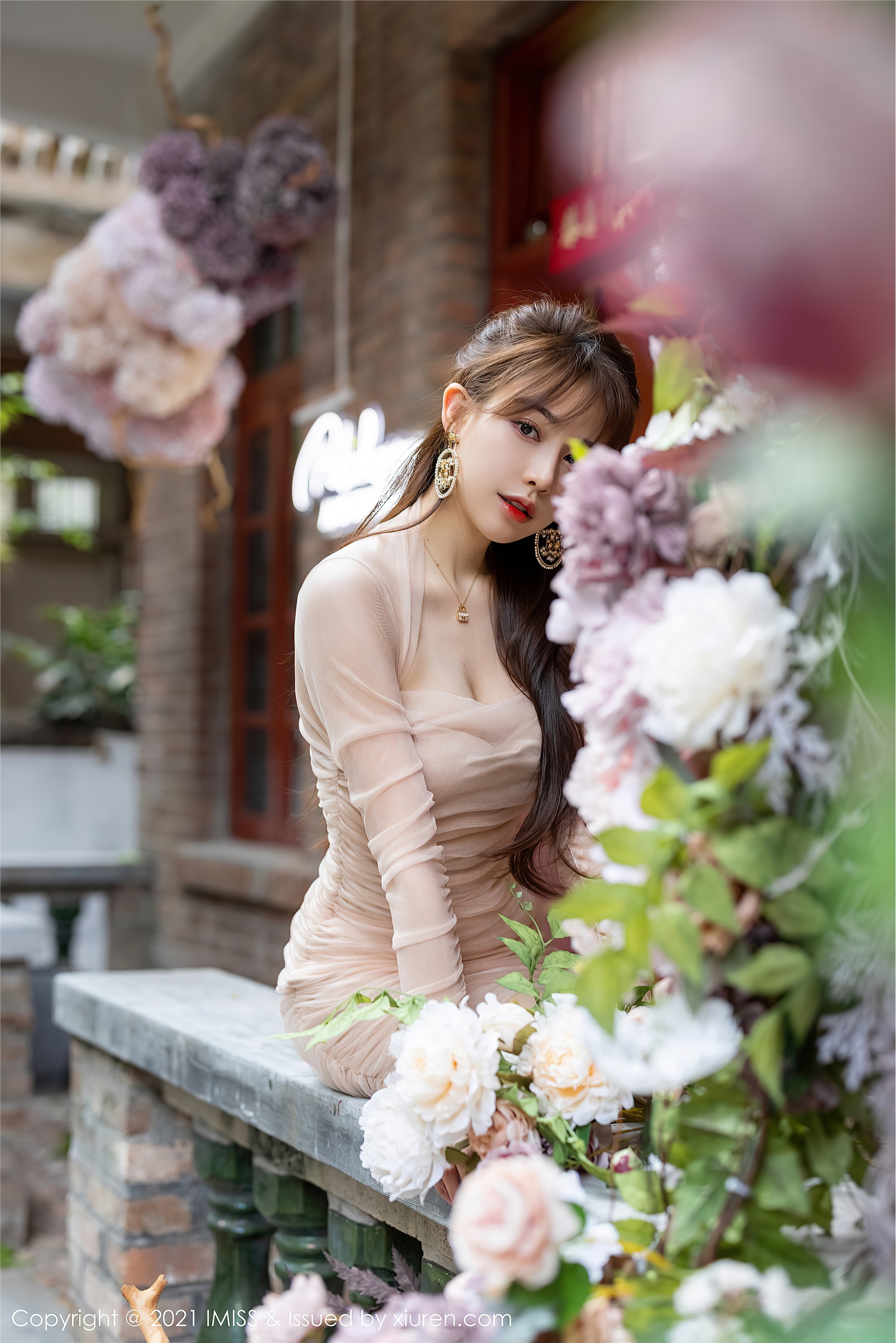 IMiss爱蜜社  2021.04.29 Vol.586 Lynn刘奕宁